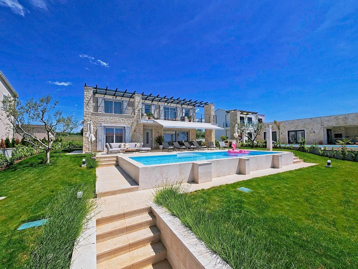 Villa Flamingo Kaštelir المظهر الخارجي الصورة