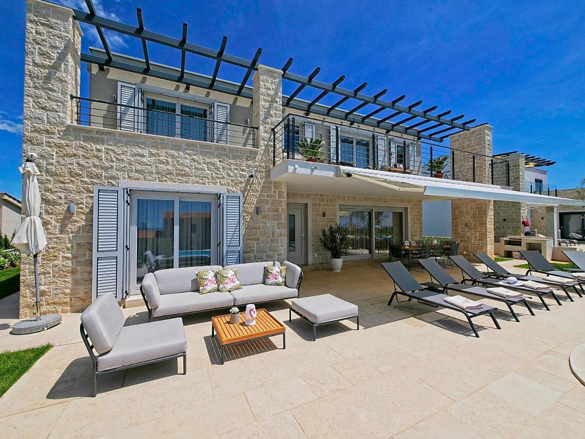 Villa Flamingo Kaštelir المظهر الخارجي الصورة